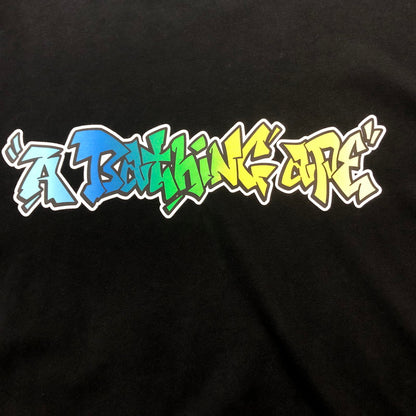 【中古品】【メンズ】 ABATHING APE ア・ベイジング・エイプ GRAFFITI RELAXED FIT TEE 001CSJ201020I グラフィック リラックスフィット Tシャツ 半袖 トップス 142-260609-sa-02-tei サイズ：2XL カラー：ブラック 万代Net店