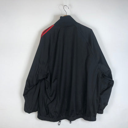【中古品】【メンズ】 ADIDAS アディダス × KORN コーン 別注 コラボ TRACK TOP JG1341 トラック トップ 長袖 トップス 148-260609-sa-08-tei サイズ：2XL カラー：ブラックレッド 万代Net店