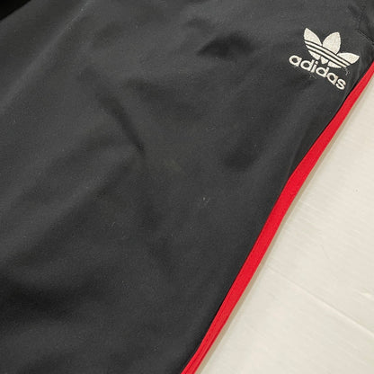 【中古品】【メンズ】 ADIDAS アディダス × KORN コーン 別注 コラボ REVERSIBLE TRACK PANT JG1340 リバーシブル トラックパンツ ボトムス 159-260616-yo-09-tei サイズ：L カラー：ブラックレッド 万代Net店
