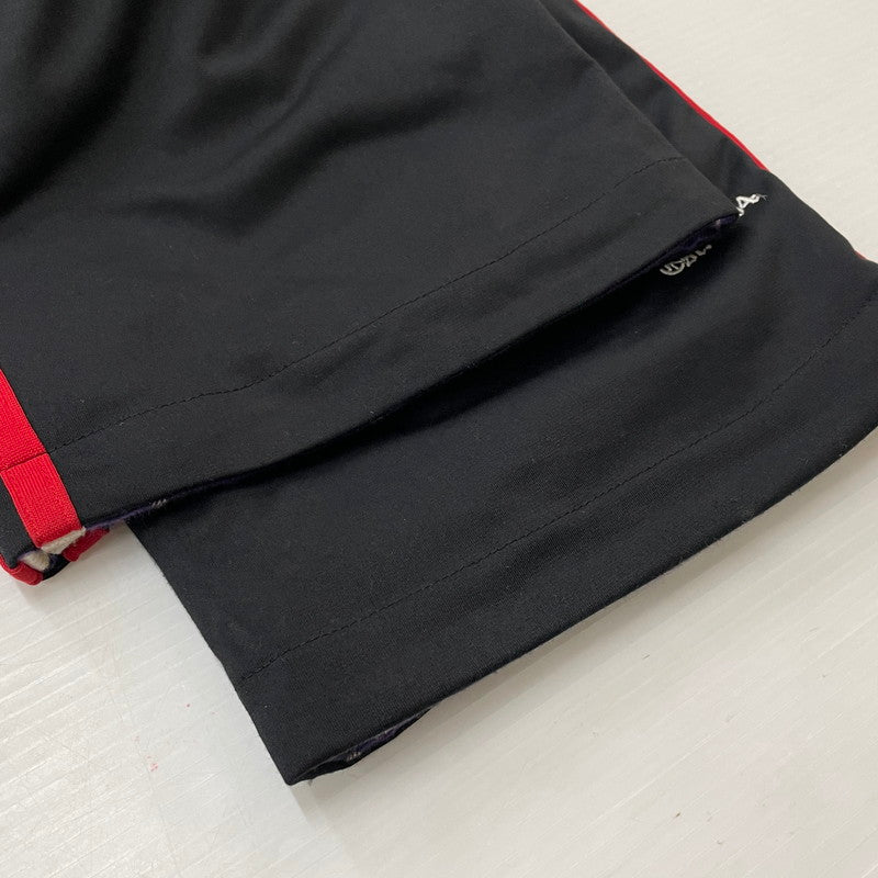 【中古品】【メンズ】 ADIDAS アディダス × KORN コーン 別注 コラボ REVERSIBLE TRACK PANT JG1340 リバーシブル トラックパンツ ボトムス 159-260616-yo-09-tei サイズ：L カラー：ブラックレッド 万代Net店