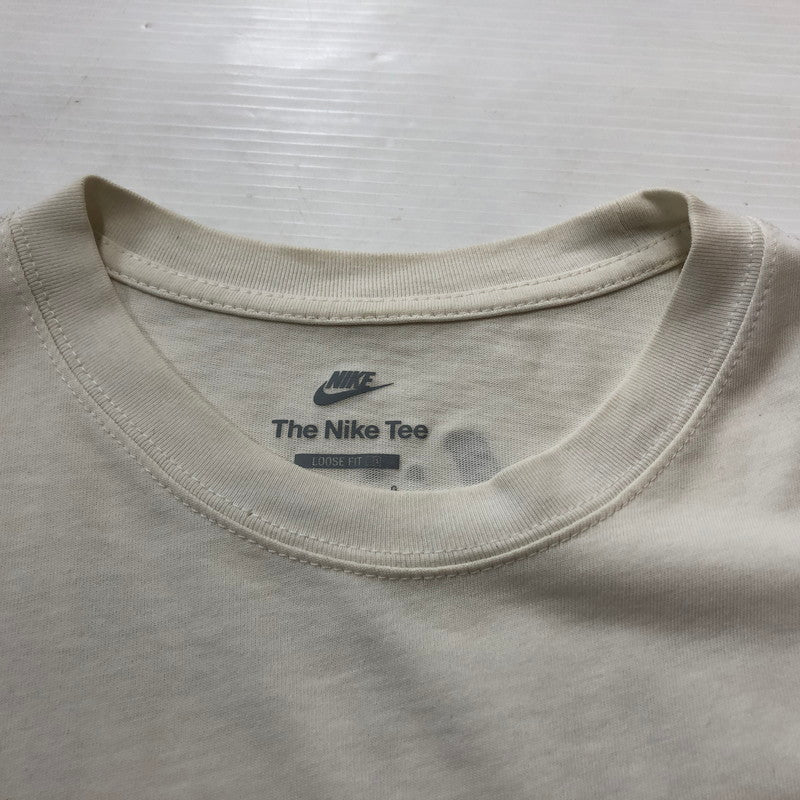 【現状渡し品】【メンズ】 NIKE NRG ナイキ × STUSSY ステューシー 別注 コラボ PEACE LOVE SWOOSH S/S TEE DM4942-121 ピースラブ スムース ショートスリーブ Tシャツ トップス 半袖 142-260609-sa-12-tei サイズ：L カラー：ホワイト 万代Net店