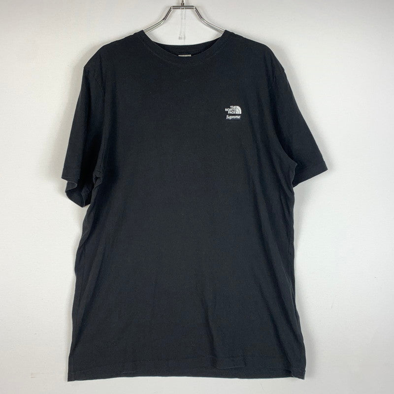 【中古品】【メンズ】 SUPREME シュプリーム × THE NORTH FACE ザ・ノースフェイス 別注 コラボ 22SS BANDANA TEE NT02209I バンダナ Tシャツ 半袖 トップス 149-260611-yo-02-tei サイズ：XL カラー：ブラック 万代Net店