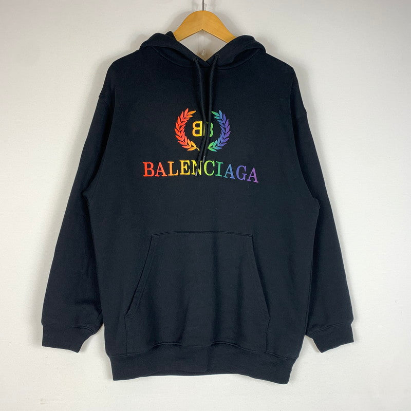 【中古品】【メンズ】 BALENCIAGA バレンシアガ 19SS RAINBOW BB LOGO HOODIE 570811 TEV50 レインボー BBロゴ フーディ 長袖 トップス プルオーバーパーカー 141-260611-yo-05-tei サイズ：XXS カラー：ブラック 万代Net店