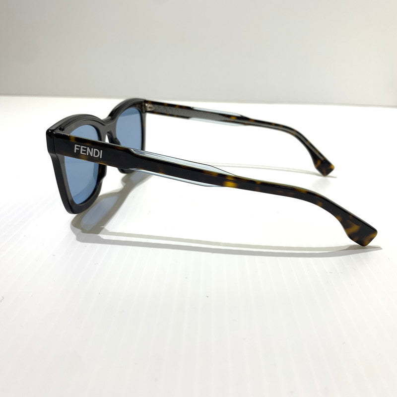 【中古品】【メンズ】 FENDI フェンディ SUNGLASSES FF M0101 アイウェア サングラス スクエア ウェリントン 203-260613-ko-09-tei サイズ：52□23-150 カラー：ブラウン 万代Net店