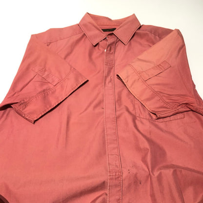 【現状渡し品】【メンズ】 LOUIS VUITTON ルイヴィトン REGULARCOLLAR POCKET S/S SHIRT レギュラー カラー ポケット ショートスリーブ シャツ 半袖 トップス 179-260610-sa-01-tei サイズ：L カラー：ピンク 万代Net店