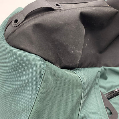 【現状渡し品】【メンズ】 ARC'TERYX アークテリクス ARRO 22 BACKPACK X000007969 アロー バッグパック カバン リュックサック デイパック 188-260613-ko-17-tei カラー：グリーン系/ブラック 万代Net店