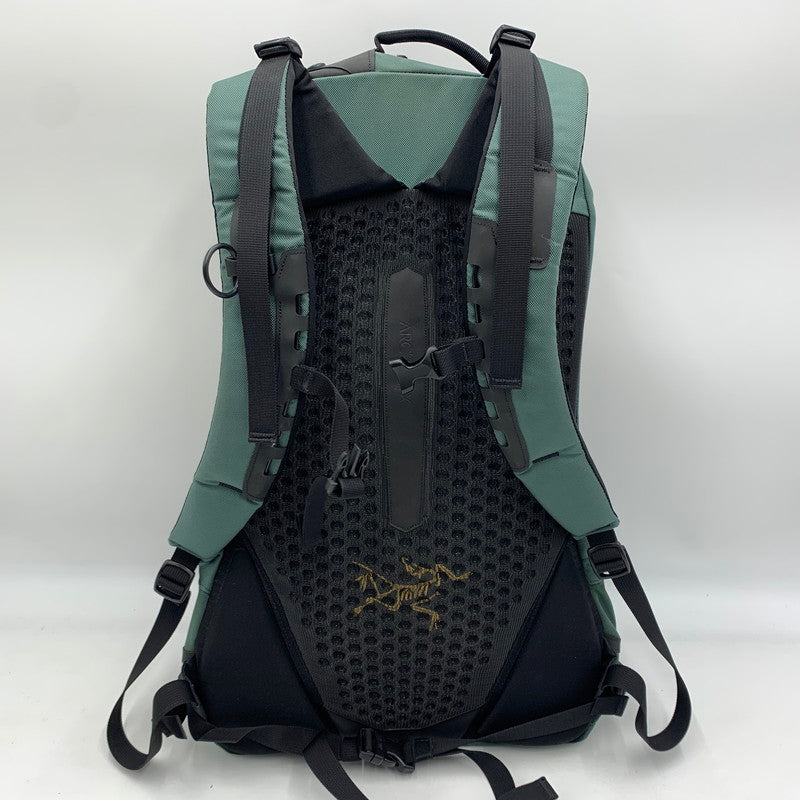 【現状渡し品】【メンズ】 ARC'TERYX アークテリクス ARRO 22 BACKPACK X000007969 アロー バッグパック カバン リュックサック デイパック 188-260613-ko-17-tei カラー：グリーン系/ブラック 万代Net店