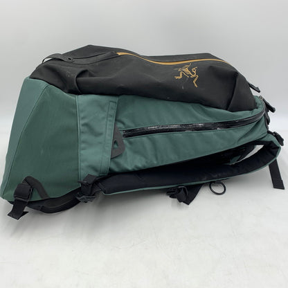 【現状渡し品】【メンズ】 ARC'TERYX アークテリクス ARRO 22 BACKPACK X000007969 アロー バッグパック カバン リュックサック デイパック 188-260613-ko-17-tei カラー：グリーン系/ブラック 万代Net店