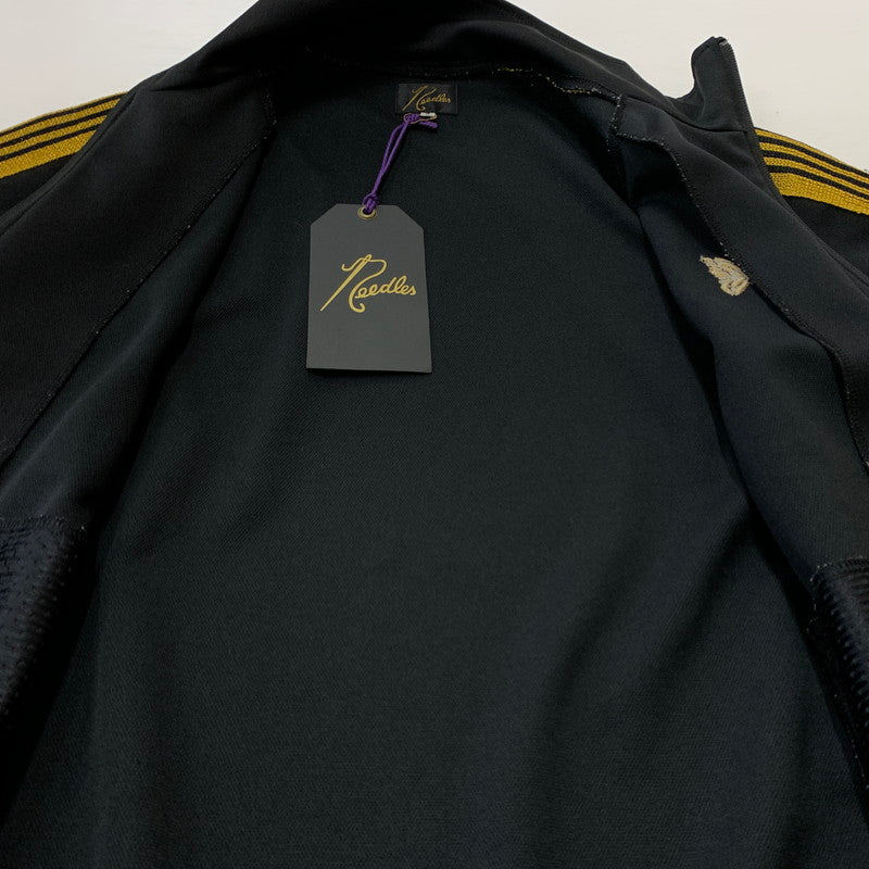 【中古品】【メンズ】 NEEDLES ニードルス × BEAMS ビームス 別注 コラボ TRACK JACKET POLY SMOOTH DI343 トラックジャケット ポリスムース ライトアウター 140-260611-yo-07-tei サイズ：S カラー：ブラック 万代Net店