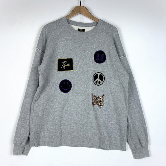 【中古品】【メンズ】 NEEDLES ニードルス × STUDIOUS ステュディオス 別注 コラボ 5ICONS PATCH SWEAT PO LQ378 アイコインズ パッチ スウェット 長袖 トップス トレーナー 140-260611-yo-09-tei サイズ：S カラー：グレー 万代Net店