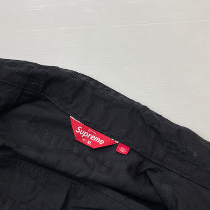 【中古品】【メンズ】 SUPREME シュプリーム 25FW JACQUARD LOGOS DENIM TRUCKER JACKET ジャガード ロゴ デニムトラッカー ジャケット ライトアウター Gジャン 149-260612-yo-01-tei サイズ：XL カラー：ブラック 万代Net店