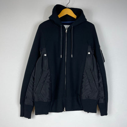 【中古品】【メンズ】 SACAI サカイ SPONGE SWEAT × NYLON TWILL HOODIE SCM-219 AD2025 スポンジスウェット × ナイロンツイル フーディ 長袖 トップス ジップパーカー 140-260612-yo-06-tei サイズ：1 カラー：ブラック 万代Net店