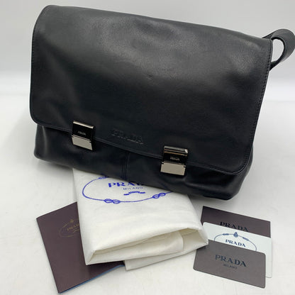 【現状渡し品】【メンズ】 PRADA プラダ MESSENGER LEATHER BAG メッセンジャー レザー バッグ カバン ショルダーバッグ 180-260615-ko-03-tei カラー：ブラック 万代Net店