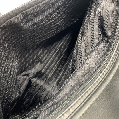 【現状渡し品】【メンズ】 PRADA プラダ MESSENGER LEATHER BAG メッセンジャー レザー バッグ カバン ショルダーバッグ 180-260615-ko-03-tei カラー：ブラック 万代Net店