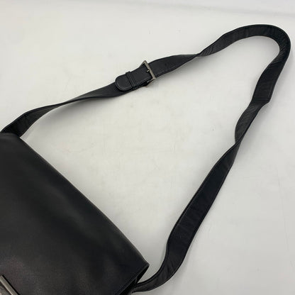 【現状渡し品】【メンズ】 PRADA プラダ MESSENGER LEATHER BAG メッセンジャー レザー バッグ カバン ショルダーバッグ 180-260615-ko-03-tei カラー：ブラック 万代Net店