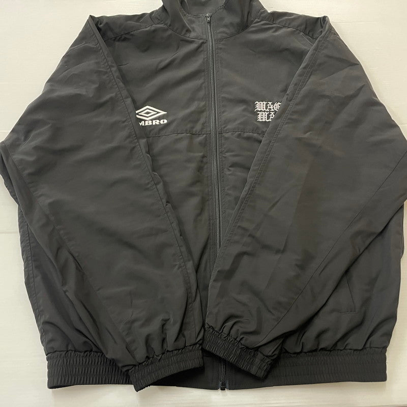 【中古品】【メンズ】 WACKO MARIA ワコマリア × UMBRO アンブロ 別注コラボ TRACK JACKET 26SS-WMO-UB01トラック ジャケット アウター 140-260615-sa-02-tei サイズ：XL カラー：ブラック 万代Net店