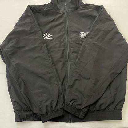 【中古品】【メンズ】 WACKO MARIA ワコマリア × UMBRO アンブロ 別注コラボ TRACK JACKET 26SS-WMO-UB01トラック ジャケット アウター 140-260615-sa-02-tei サイズ：XL カラー：ブラック 万代Net店