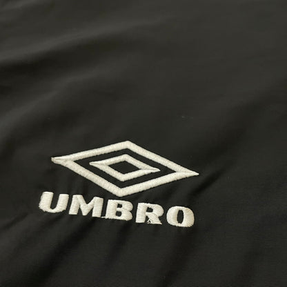 【中古品】【メンズ】 WACKO MARIA ワコマリア × UMBRO アンブロ 別注コラボ TRACK PANT 26SS-WMO-UB02トラック パンツ ボトムス 151-260615-sa-03-tei サイズ：XL カラー：ブラック 万代Net店