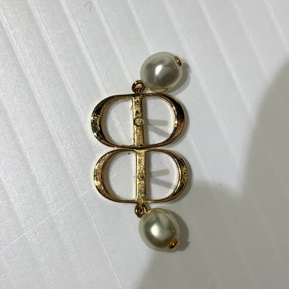 【中古品】【レディース】 Dior ディオール CD LOGO PEARL EARRINGS CDロゴ パールピアス アクセサリー イヤリング 182-260622-ko-11-tei カラー：ゴールドカラー 万代Net店