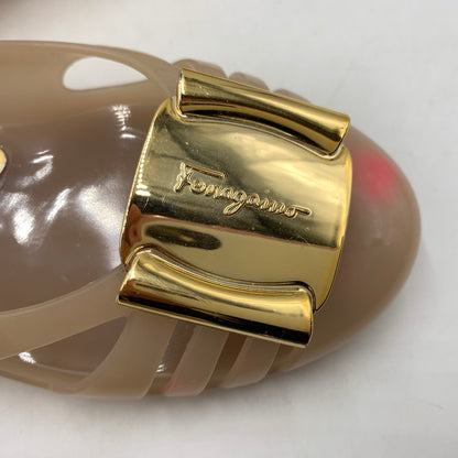 【現状渡し品】【レディース】 Salvatore Ferragamo サルヴァトーレ・フェラガモ RUBBER PUMPS ラバーパンプス 靴 サンダルシューズ 167-260622-ko-21-tei サイズ：7 カラー：ベージュ 万代Net店
