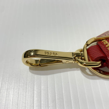 【中古品】【メンズ/レディース】 PRADA プラダ KEYHOLDER 1PP142 キーホルダー アクセサリー レザーキーチェーン 183-260622-ko-06-tei カラー：レッド 万代Net店