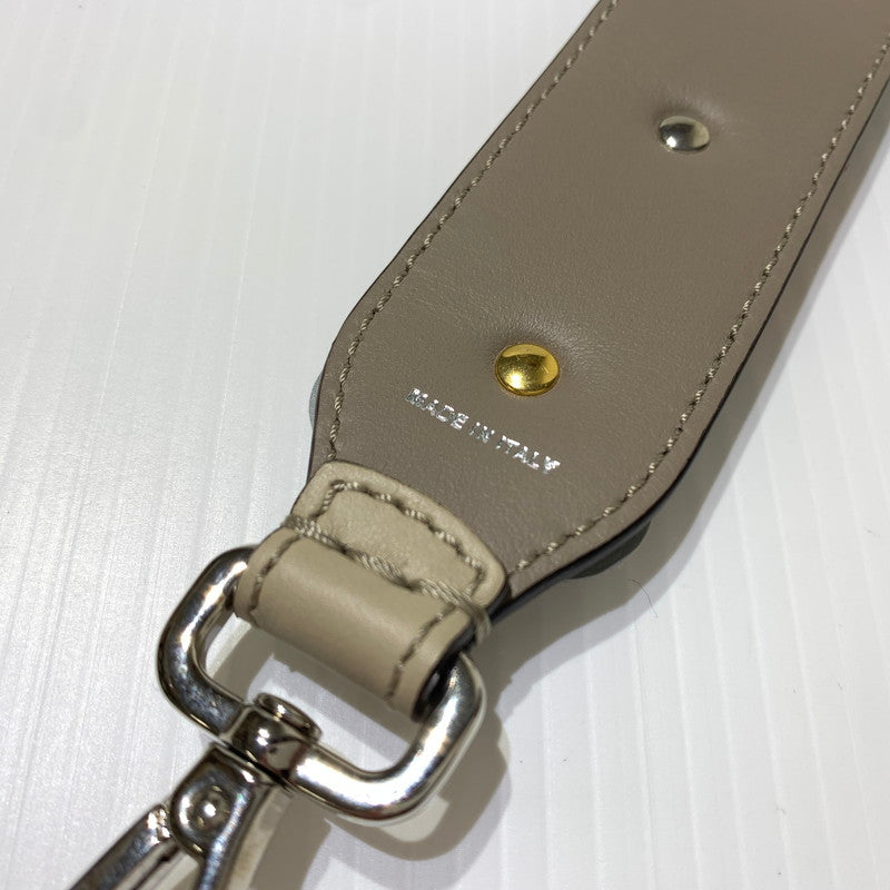 【中古品】【メンズ/レディース】 FENDI フェンディ FLOWER SHOULDER STRAP フラワーショルダー ストラップ カバン アクセサリー 182-260622-ko-03-tei カラー：ベージュ 万代Net店
