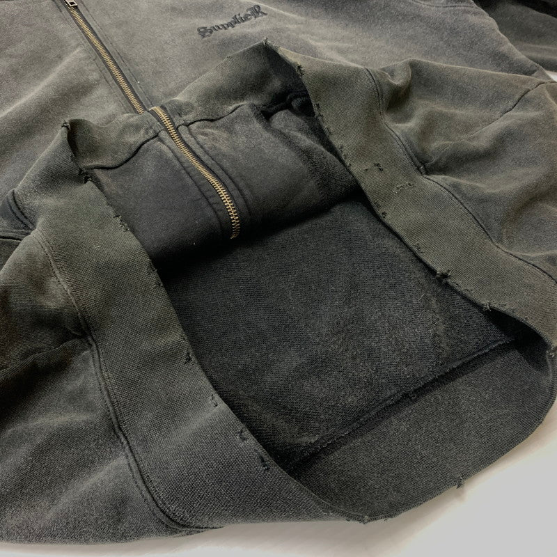 【中古品】【メンズ】 SUPPLIER サプライヤー ZIP UP HOODIE ジップアップフーディ トップス フルジップパーカー ダメージ加工 142-260619-ko-01-tei サイズ：M カラー：グレー 万代Net店