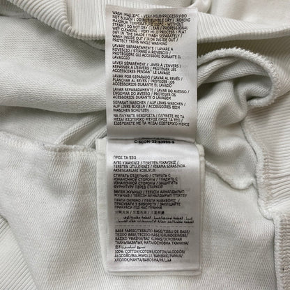 【中古品】【メンズ】 MONCLER モンクレール LOGO PATCH HOODIE I20938G00026 89A1K ロゴパッチ フーディー トップス プルオーバーパーカー 141-260622-ss-04-tei サイズ：S/※後ろ汚れあり カラー：ホワイト 万代Net店