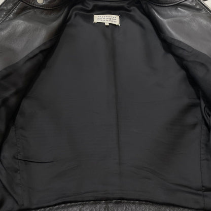 【中古品】【メンズ】 MAISON MARIGIELA メゾン マルジェラ S50SM0257 SX9007 LEATHER DOUBLE レザーライダース ジャケット アウター 牛革 八の字 141-620618-sa-02-tei サイズ：44 カラー：ブラック 万代Net店