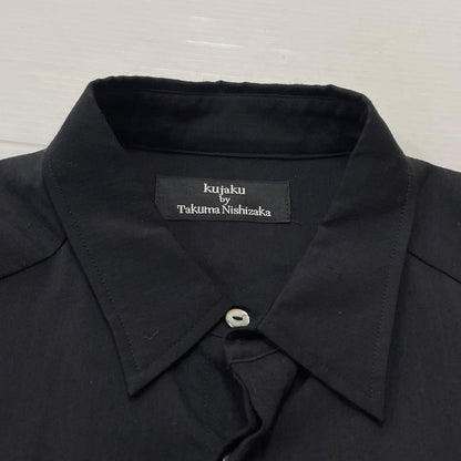 【中古品】【メンズ】 KUJAKU BY TAKUMA NISHIZAKA クジャク バイ タクマ ニシザカ LONG SHIRT ロングシャツ 長袖 トップス 140-260830-sa-06-tei サイズ：1 カラー：ブラック 万代Net店