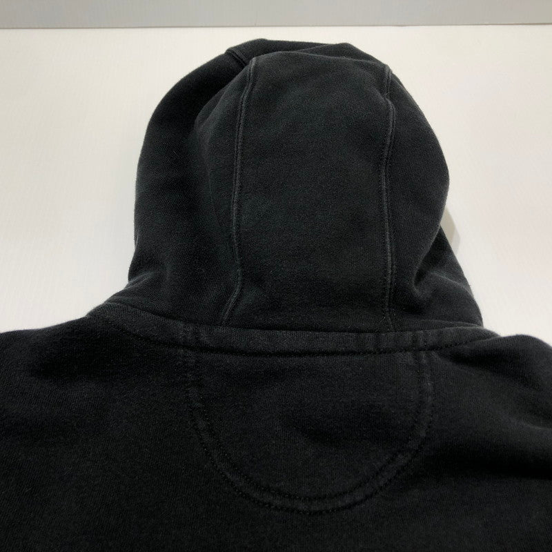 【中古品】【メンズ】 CARHARRT カーハート CORPORATE LOGO HALF ZIP PARKA 企業ロゴ ハーフジップ パーカー トップス 145-260622-sa-09-tei サイズ：M カラー：ブラック 万代Net店