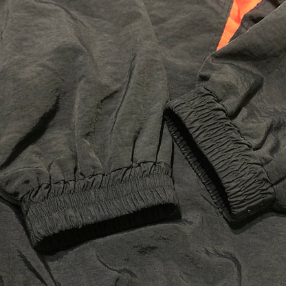 【中古品】【メンズ】 WACKO MARIA ワコマリア NYLON TRACK JACKET 25FW-WMO-TJ04 ナイロン トラック ジャケット アウター 140-260622-sa-03-tei サイズ：M カラー：ブラックレッド 万代Net店