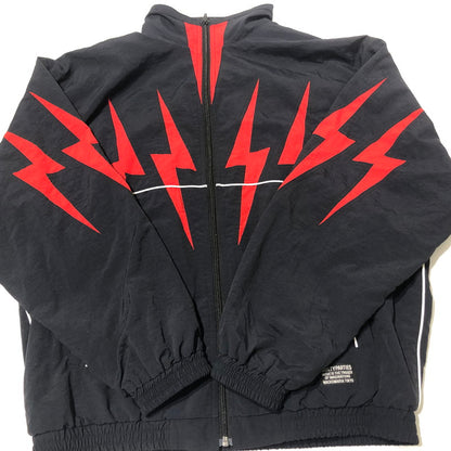 【中古品】【メンズ】 WACKO MARIA ワコマリア NYLON TRACK JACKET 25FW-WMO-TJ04 ナイロン トラック ジャケット アウター 140-260622-sa-03-tei サイズ：M カラー：ブラックレッド 万代Net店