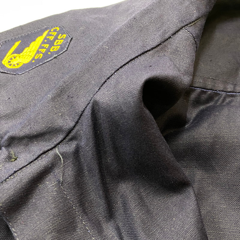 【現状渡し品】【メンズ】 SWISS スイス HALF BUTTON SMOCK SBB.CFF. VINTAGE ハーフ ボタン スモック ジャケット ライトアウター ヴィンテージ スイス連邦鉄道 145-260624-sa-01-tei サイズ：110 カラー：ネイビー 万代Net店
