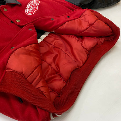 【中古品】【メンズ】 STARTER スターター NHL RED WINGS STADIUM JACKET ナショナルホッケーリーグ レッドウィングス スタジアムジャケット アウター 145-260629-ss-07-tei サイズ：XL カラー：レッド 万代Net店