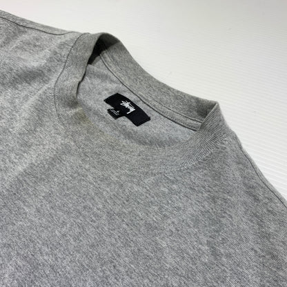 【現状渡し品】【メンズ】 STUSSY ステューシー STOCK LOGO CREW L/S TEE 1140242 ストック ロゴ クルー ロングスリーブ Tシャツ 長袖 Tシャツ 142-260626-ko-05-tei サイズ：L カラー：グレー 万代Net店