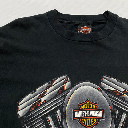 【現状渡し品】【メンズ】 HARLEY-DAVIDSON ハーレーダビッドソン V2 ENGINE FLAME S/S TEE V2 エンジン ショートスリーブTシャツ 半袖トップス 145-260629-ss-04-tei サイズ：XL カラー：ブラック 万代Net店