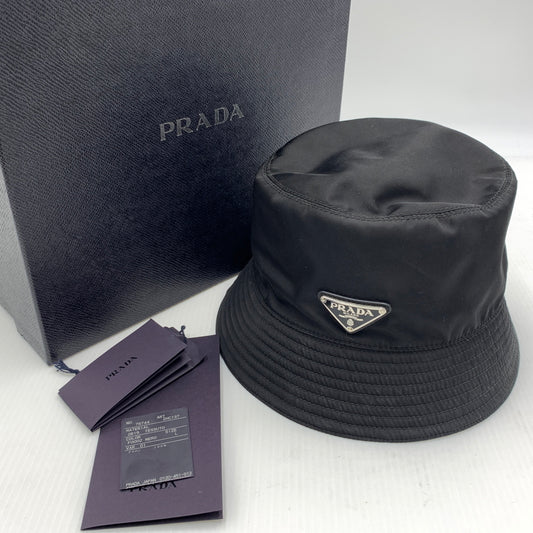 【中古品】【メンズ】 PRADA プラダ TRIANGLE LOGO NYLON BUCKET HAT 2HC137 トライアングルロゴ ナイロン バケット ハット 帽子 182-260630-yo-04-tei サイズ：L カラー：ブラック 万代Net店