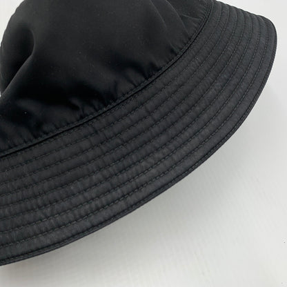 【中古品】【メンズ】 PRADA プラダ TRIANGLE LOGO NYLON BUCKET HAT 2HC137 トライアングルロゴ ナイロン バケット ハット 帽子 182-260630-yo-04-tei サイズ：L カラー：ブラック 万代Net店