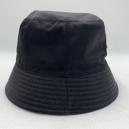 【中古品】【メンズ】 PRADA プラダ TRIANGLE LOGO NYLON BUCKET HAT 2HC137 トライアングルロゴ ナイロン バケット ハット 帽子 182-260630-yo-04-tei サイズ：L カラー：ブラック 万代Net店