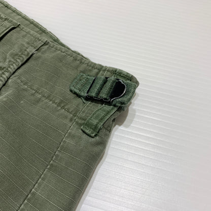 【現状渡し品】【メンズ】 U.S.ARMY ユーエス アーミー JUNGLE FATIGUE PANTS 8405-935-3304 ジャングル ファティーグパンツ ボトムス カーゴパンツ ミリタリーパンツ 156-260627-ko-22-tei サイズ：S カラー：カーキ 万代Net店