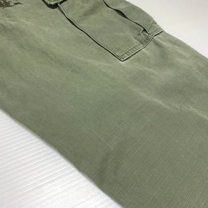 【現状渡し品】【メンズ】 U.S.ARMY ユーエス アーミー JUNGLE FATIGUE PANTS 8405-935-3304 ジャングル ファティーグパンツ ボトムス カーゴパンツ ミリタリーパンツ 156-260627-ko-22-tei サイズ：S カラー：カーキ 万代Net店