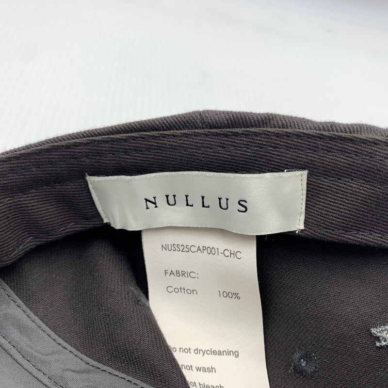 【中古品】【メンズ】 NULLUS ヌルース 25SS HOMME ALONE NUSS25CAP001-CHC オム アローン キャップ 帽子 185-260630-yo-01-tei カラー：ブラウン系 万代Net店