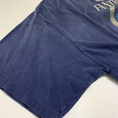 【中古品】【メンズ】 SAINT Mxxxxxx セント マイケル DNF S/S TEE FANTASIA SM-HR8-0000-C65 ショートスリーブ Tシャツ ファンタジア 半袖 トップス ヴィンテージ加工 142-260627-ko-13-tei サイズ：XL カラー：ネイビー 万代Net店