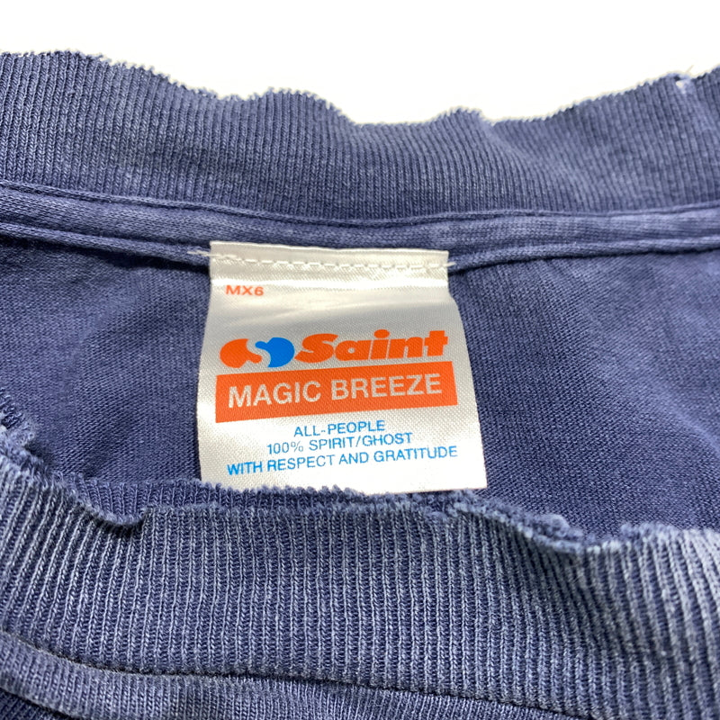 【中古品】【メンズ】 SAINT Mxxxxxx セント マイケル DNF S/S TEE FANTASIA SM-HR8-0000-C65 ショートスリーブ Tシャツ ファンタジア 半袖 トップス ヴィンテージ加工 142-260627-ko-13-tei サイズ：XL カラー：ネイビー 万代Net店