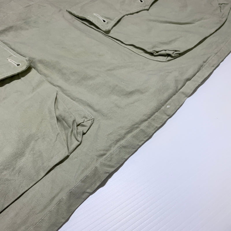 【中古品】【メンズ】 SWEDEN ARMY スウェーデン軍 M39 COTTON PULLOVER SMOCK コットン プルオーバー スモック アウター ミリタリージャケット ハーフボタン コート 145-260627-ko-17-tei サイズ：2 カラー：ベージュ系/グレー系 万代Net店