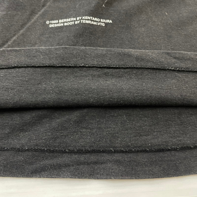 【中古品】【メンズ】 HIPTRACK ヒップトラック BERSERK BOOT T-SHIRT ベルセルク ブート Ｔシャツ 半袖 トップス 145-260630-sa-04-tei サイズ：XL カラー：ブラック 万代Net店