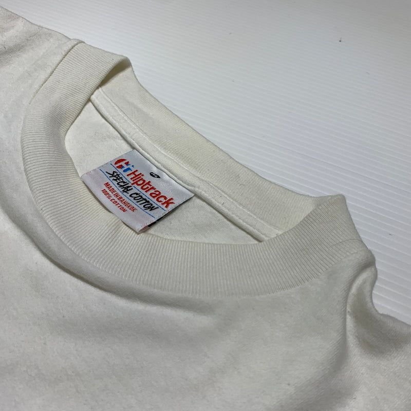 【現状渡し品】【メンズ】 HIPTRACK ヒップトラック SPECIAL COTTON HUNTER × HUNTER KURORO TEE スぺシャツコットン ハンター × ハンター クロロ Tシャツ 半袖 トップス 幻影旅団 145-260629-ko-02-tei サイズ：XL カラー：ホワイト 万代Net店
