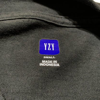 【中古品】【メンズ】 YEEZY イージー × GAP ギャップ 別注 コラボ SMALL LOGO 3/4 SLEEVE T-SHIRT 471310-04 スモール ロゴ 3/4 スリーブ Tシャツ トップス ビッグシルエット 142-260720-ko-06-tei サイズ：S カラー：ブラック 万代Net店