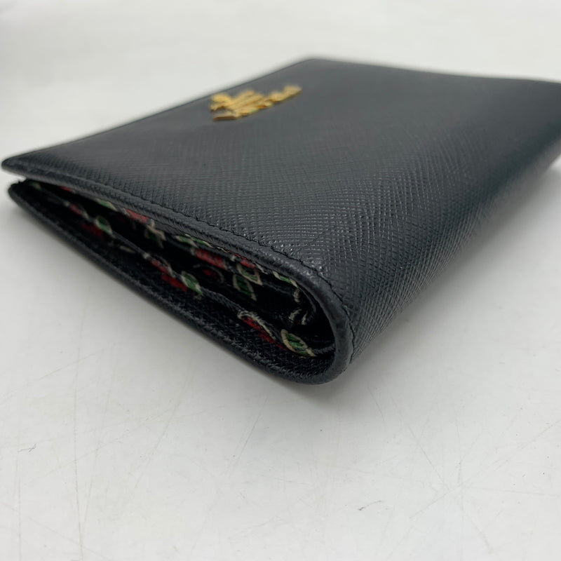【中古品】【メンズ/レディース】 PRADA プラダ 1MV204 SAFFIANO+SV.LOV レザーウォレット 二つ折り財布 サフィアーノ ロゴ 181-260709-ko-10-tei カラー：ブラック 万代Net店